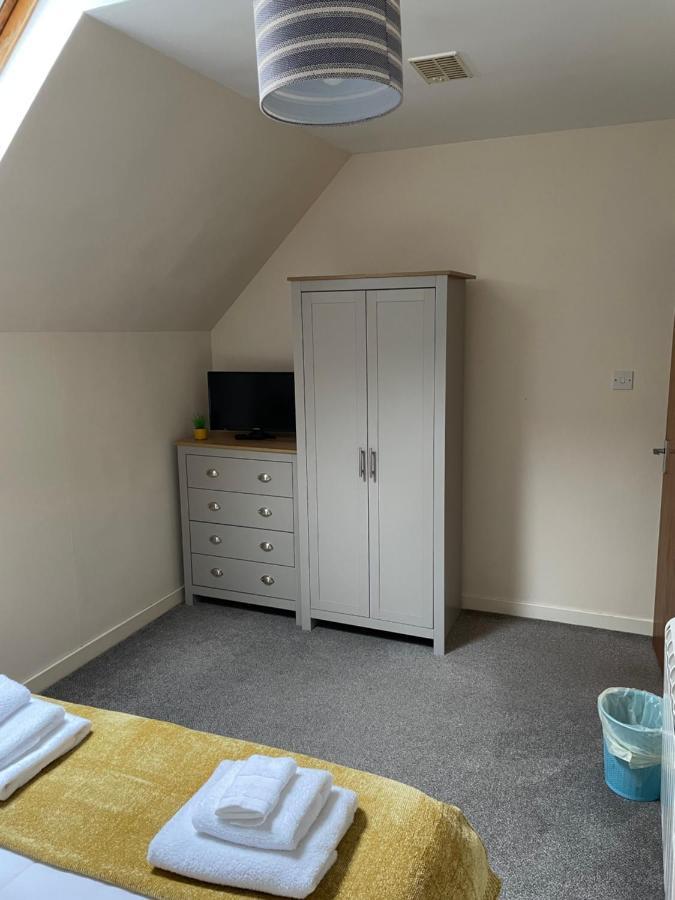 2 Bedroom Flat In Stornoway Town Centre Exterior foto